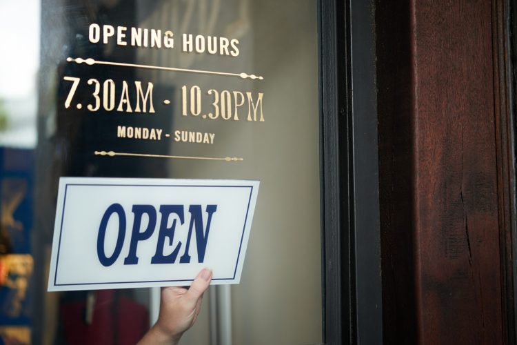 ¿Cómo abrir, cerrar o cambiar el horario de tu Restaurante?